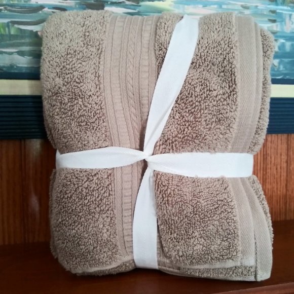 Naturally by Danny Seo, Eco-Friendly Hand Towels (Set of 2) - Picture 6 of 10